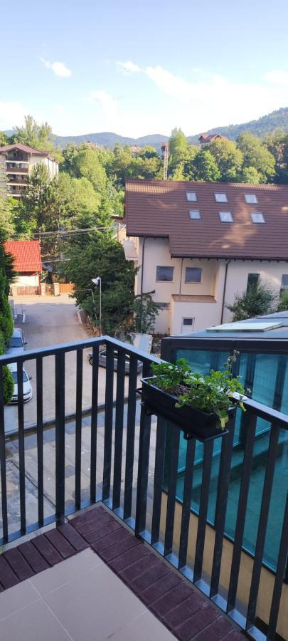 Jacuzzi Belle View Sinaia-Free Parking Daire Dış mekan fotoğraf